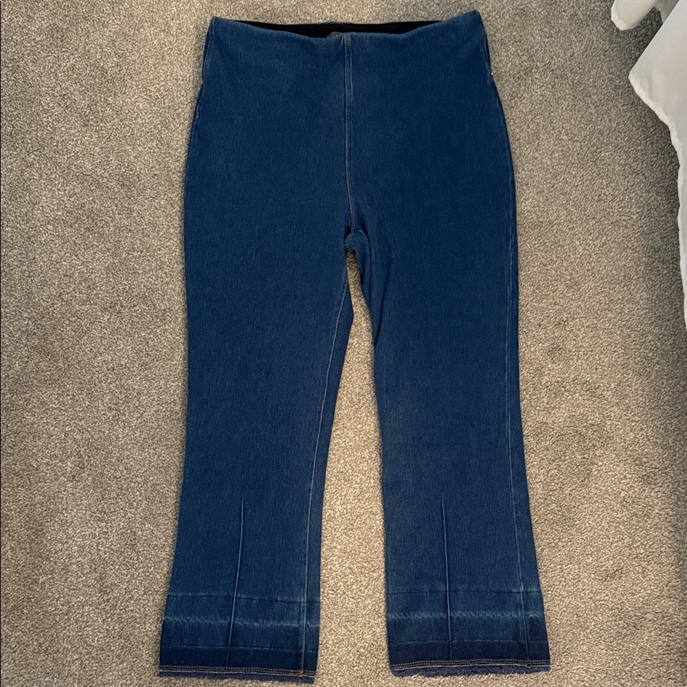 Lysse Dark Blue Ankle Pants